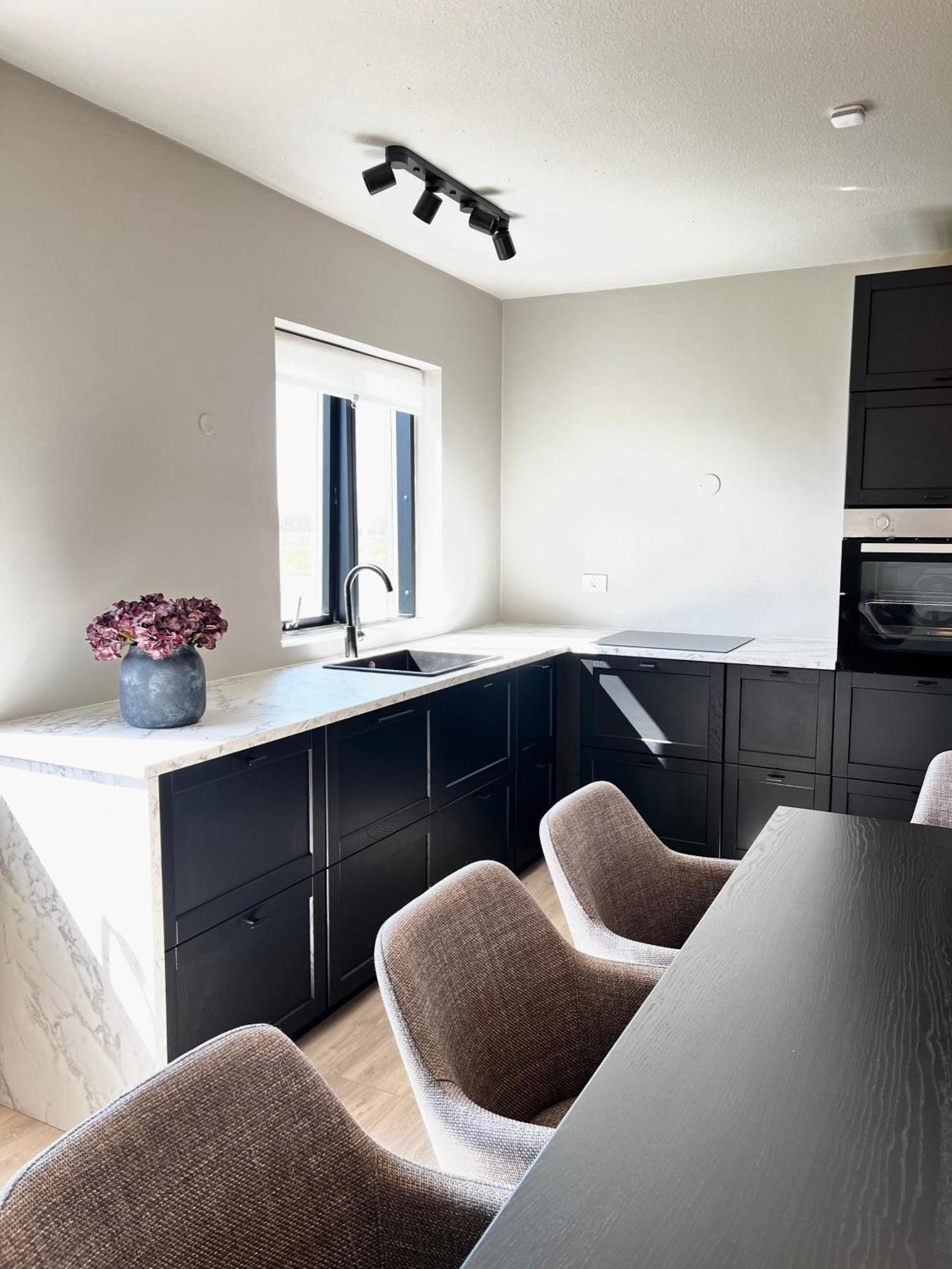 The Greyhouse "Big Apartment" 혼 외부 사진
